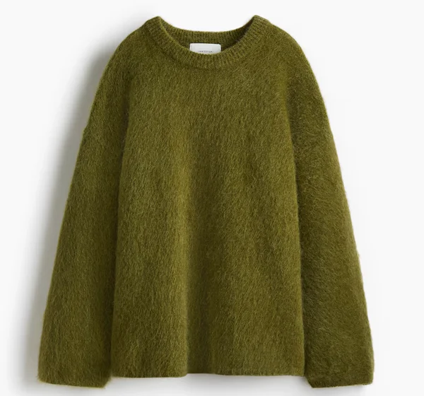 Затишний оливковий светр від H&M