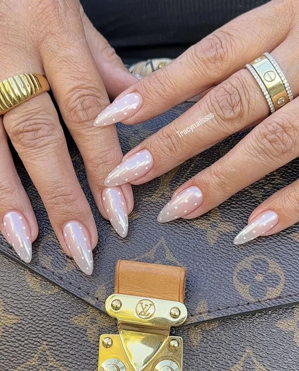 Дизайн з перламутровою втіркою