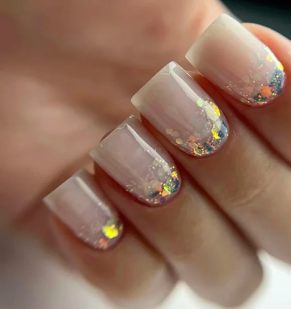 Золотий манікюр