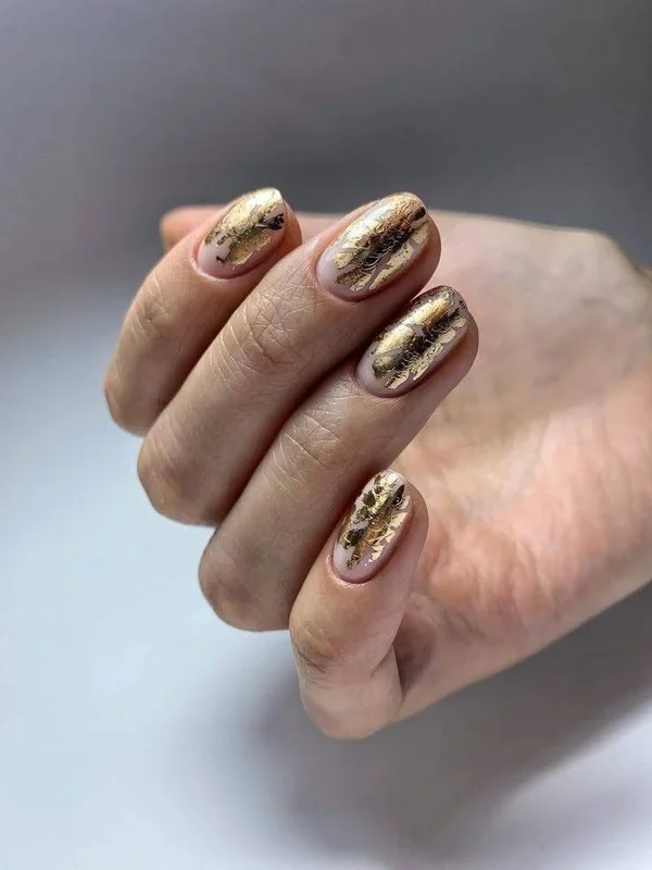 Золотий манікюр