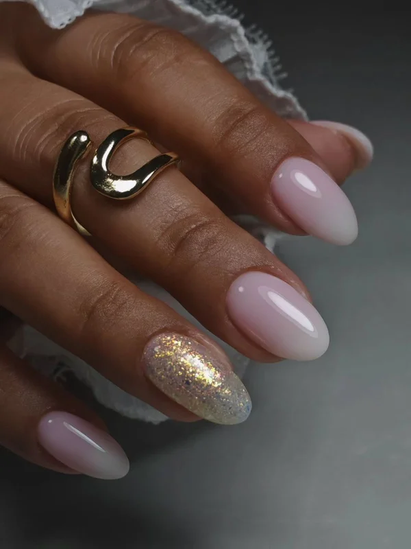 Стильний дизайн нігтів