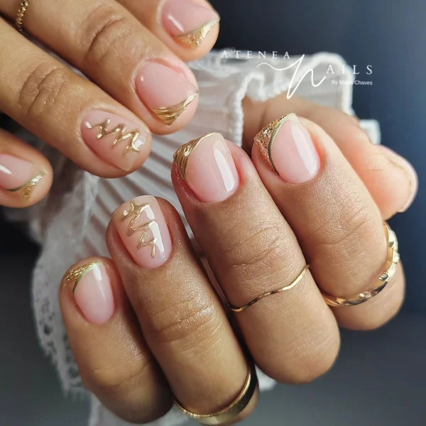 Стильний дизайн нігтів