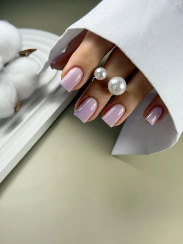 Нюдовий манікюр