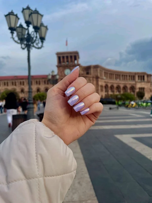 Нюдовий манікюр