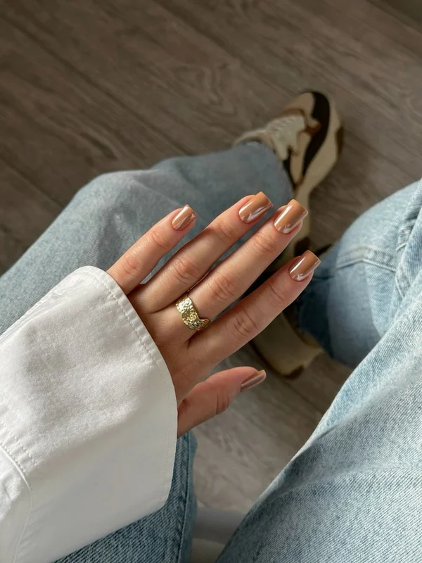 Трендовий дизайн нігтів