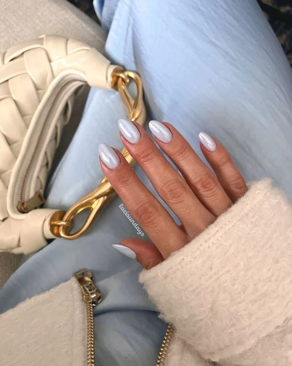 Манікюр з втіркою