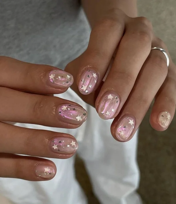 Трендовий дизайн нігтів