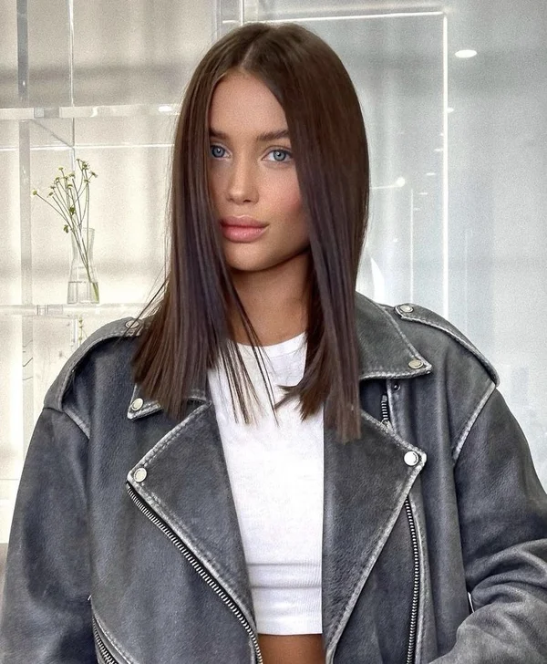 Модна жіноча стрижка